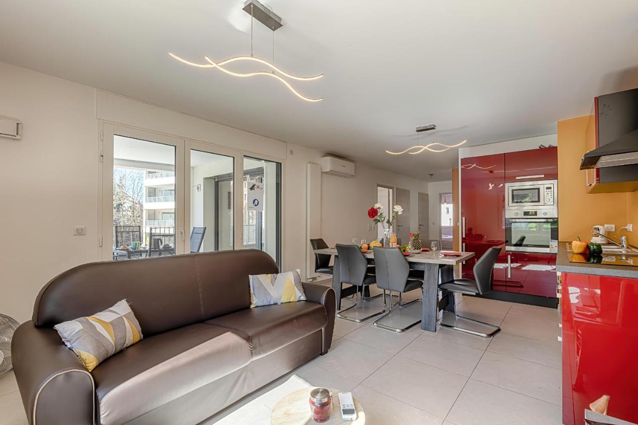 Le Lyrique Apartment Annecy Exterior photo